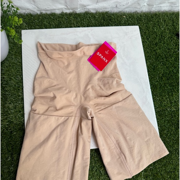 SPANX Power Short Everyday Shaping Mid-Thigh Short Soft Nude new with tags $36 - Picture 6 of 9